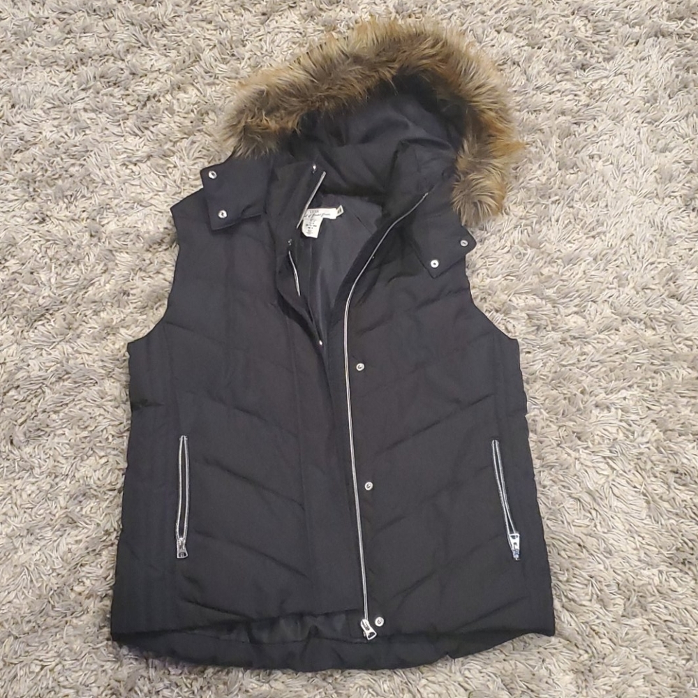 H&M Black Vest